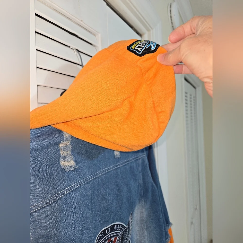 Boy's 6 - 7 Hooded Distressed Denim Jacket